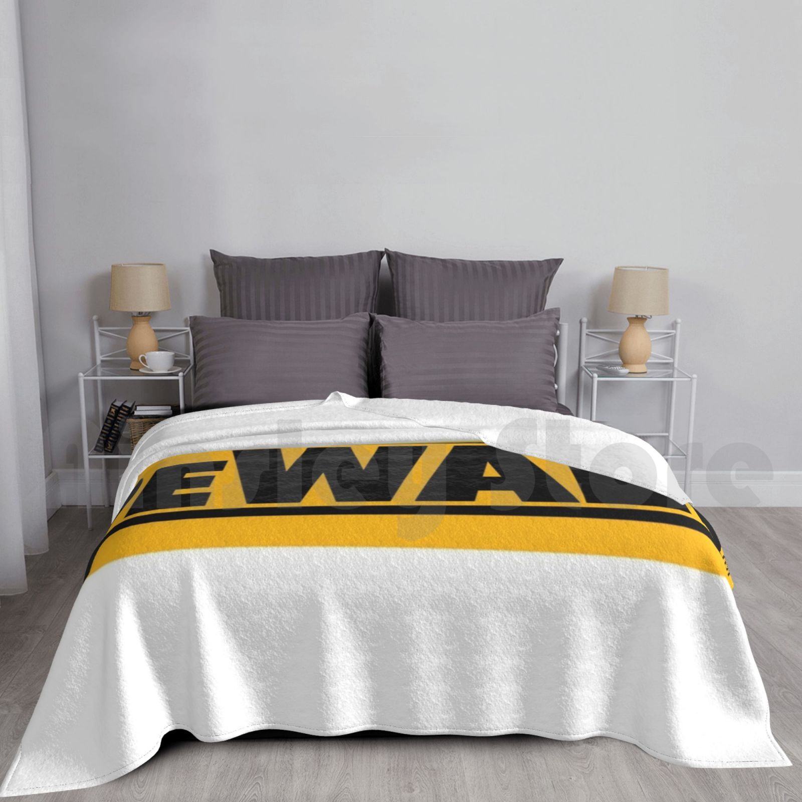 أدوات كهربائية بطانية سوداء صف - مراجعة Power Tools Yellow And Black وسعره
